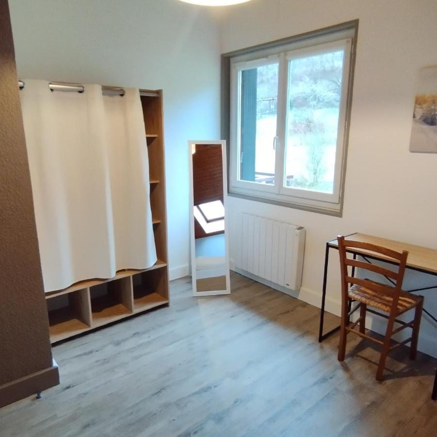 Superbe Appartement Tout Confort Lyaud Exterior foto
